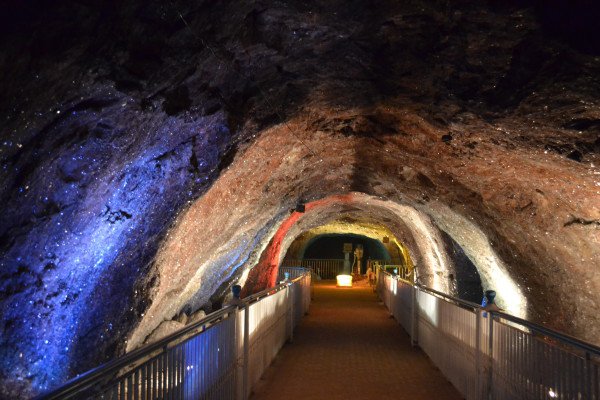Pakistan is the home to second biggest salt mines of the world – Khewra Mine.